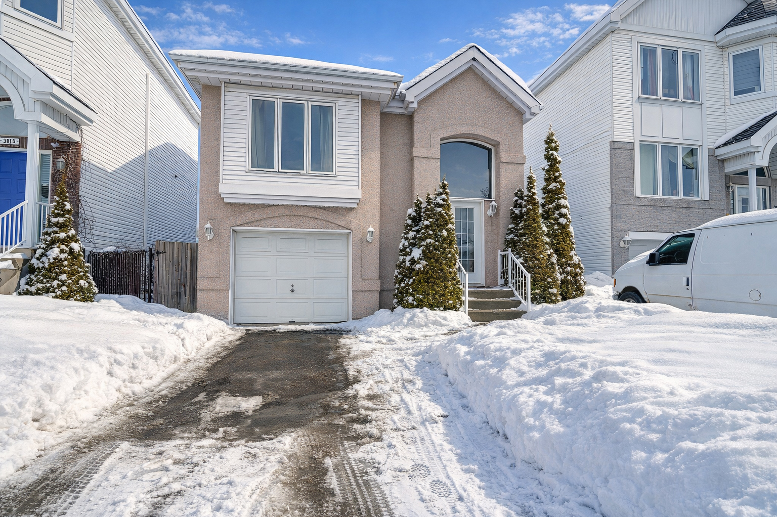 3825 Paul-Bourget Street